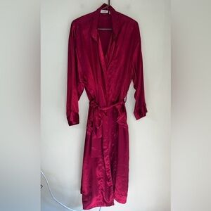 Victoria’s Secret Gold Label Long Robe in Red with Belt Large